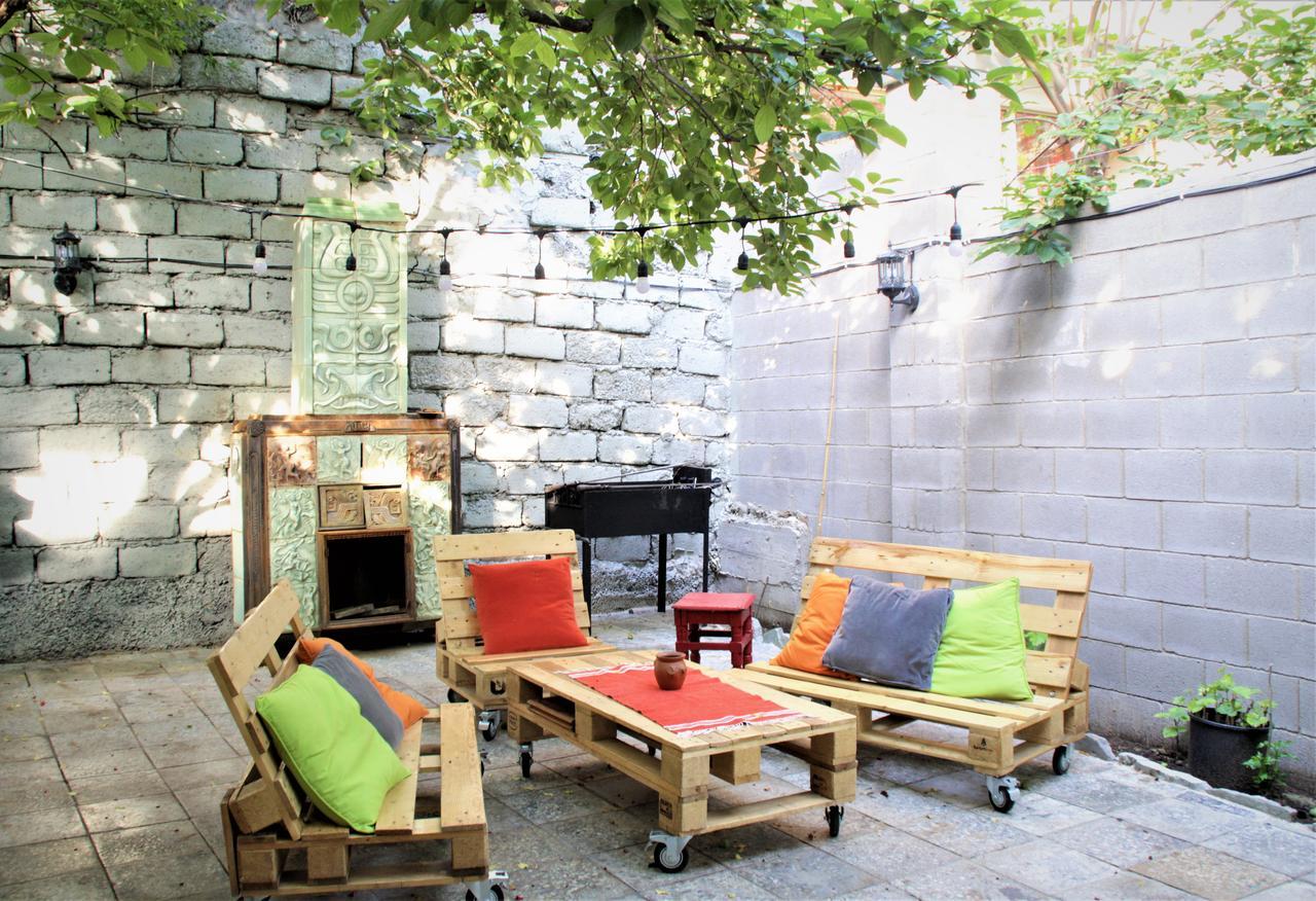 Bude Hostel Tiflis Dış mekan fotoğraf