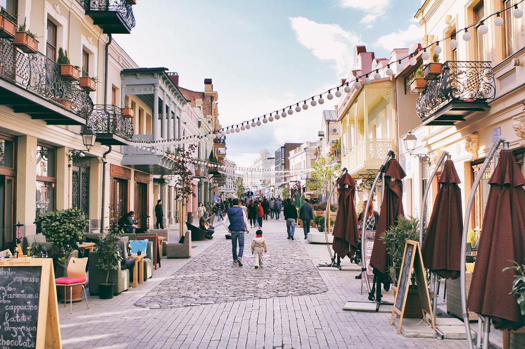 Bude Hostel Tiflis Dış mekan fotoğraf
